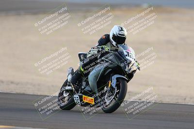 media/Sep-24-2022-CVMA (Sat) [[a45f954247]]/Race 15 500 Supersport-350 Supersport/